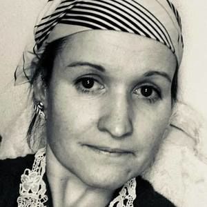 Meet your Posher, Sharon